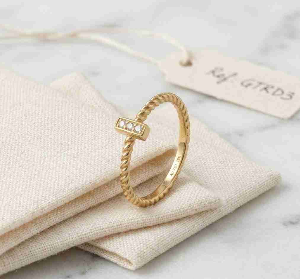 Anillo de Promesa Oro “Destino Unido” con Brillantes