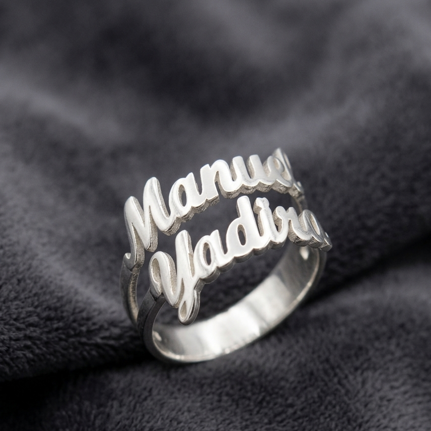 Anillo con Nombre Personalizado en Plata .925 | Diseño de Pareja