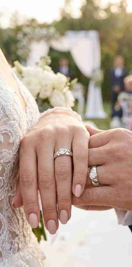 Anillos de Matrimonio en Plata 925 que al Unirse Forman un Corazón + Canción Personalizada GRATIS